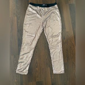 Xhilaration sequin crop pants Sz large (Cart A-117)